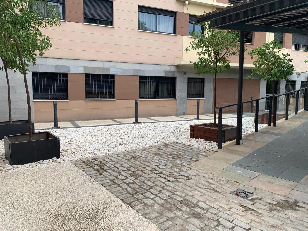 Apartamento Proximo Al Centro De 2 Dormitorios Con Piscina. セビリア エクステリア 写真