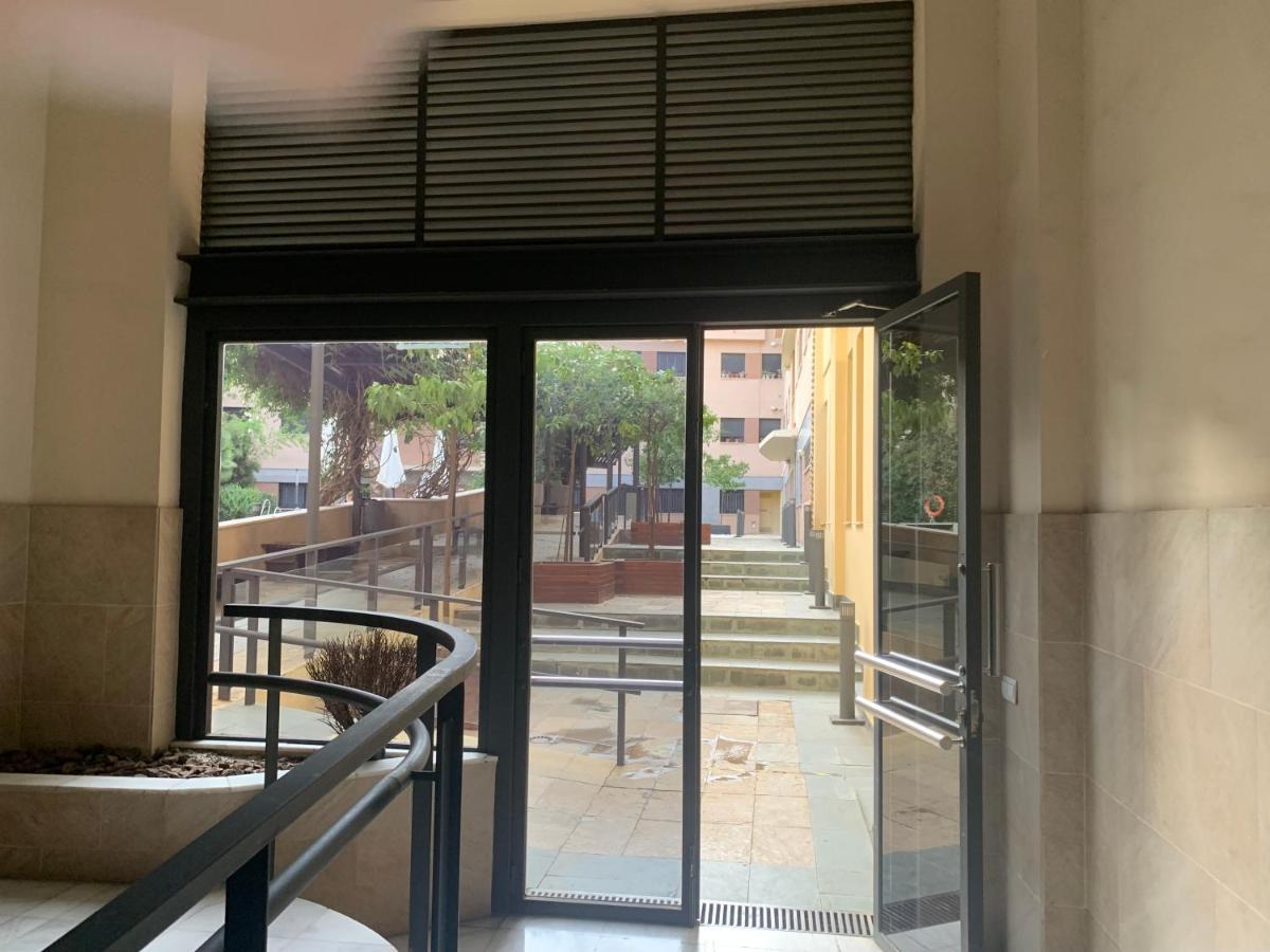 Apartamento Proximo Al Centro De 2 Dormitorios Con Piscina. セビリア エクステリア 写真