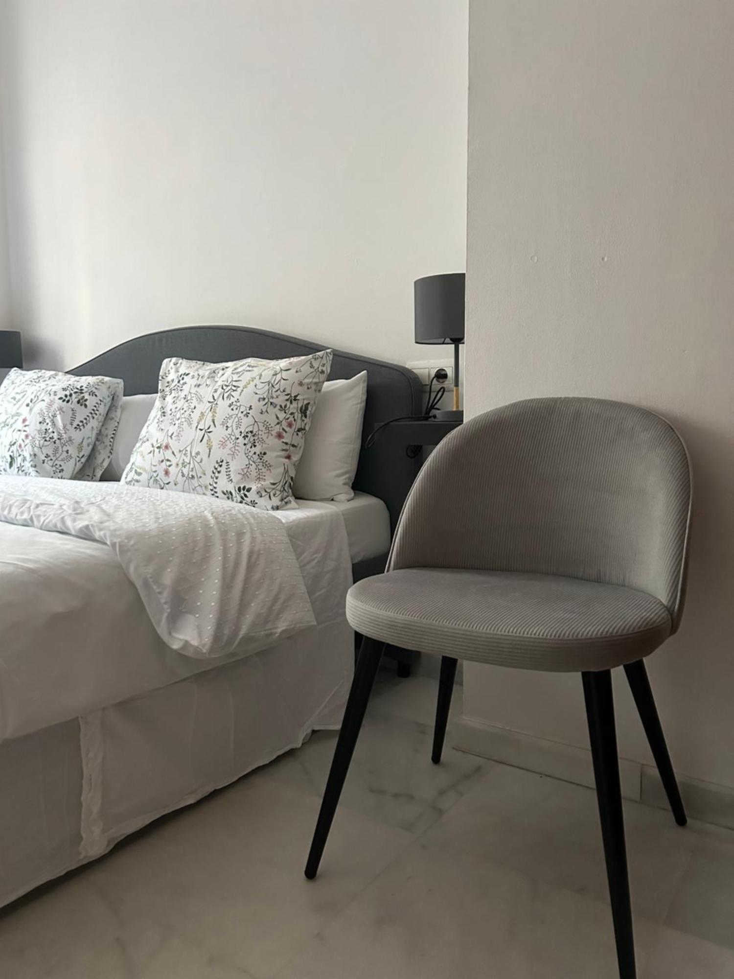 Apartamento Proximo Al Centro De 2 Dormitorios Con Piscina. セビリア エクステリア 写真
